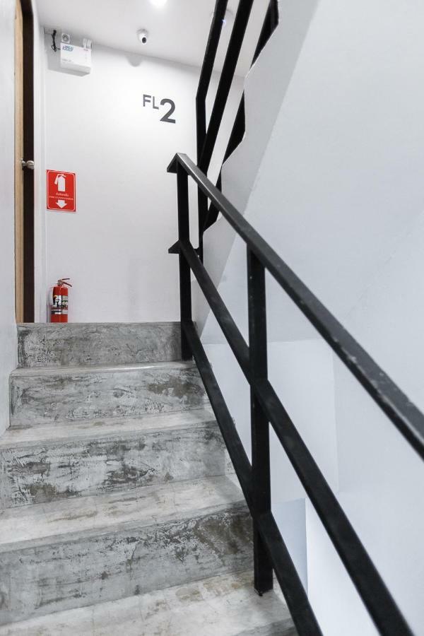 Minimal House Patong (Adults Only) Pansiyon Dış mekan fotoğraf