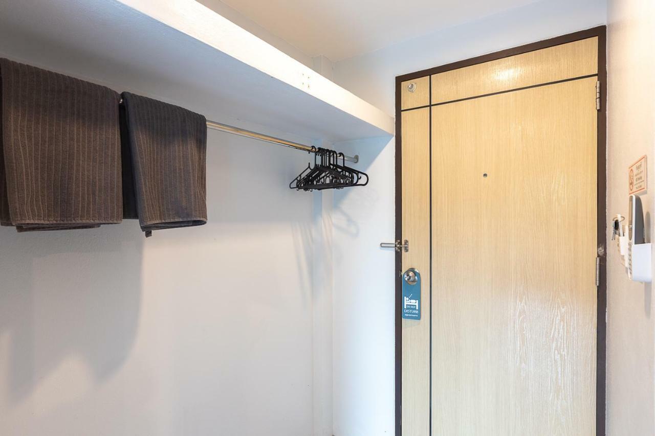 Minimal House Patong (Adults Only) Pansiyon Dış mekan fotoğraf