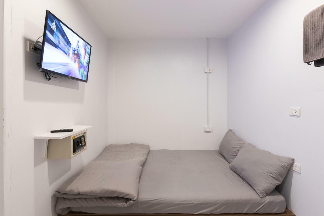 Minimal House Patong (Adults Only) Pansiyon Dış mekan fotoğraf