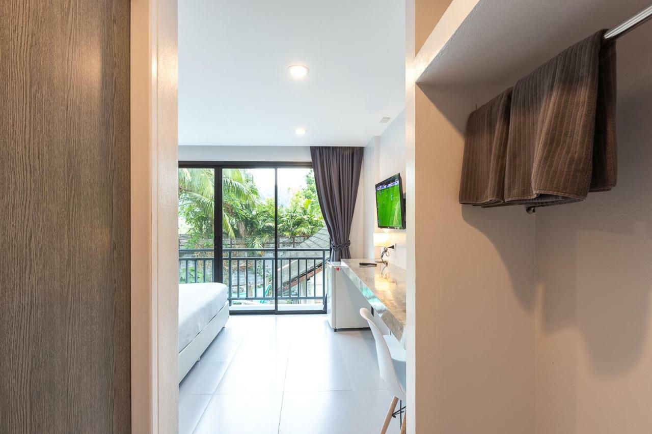 Minimal House Patong (Adults Only) Pansiyon Dış mekan fotoğraf