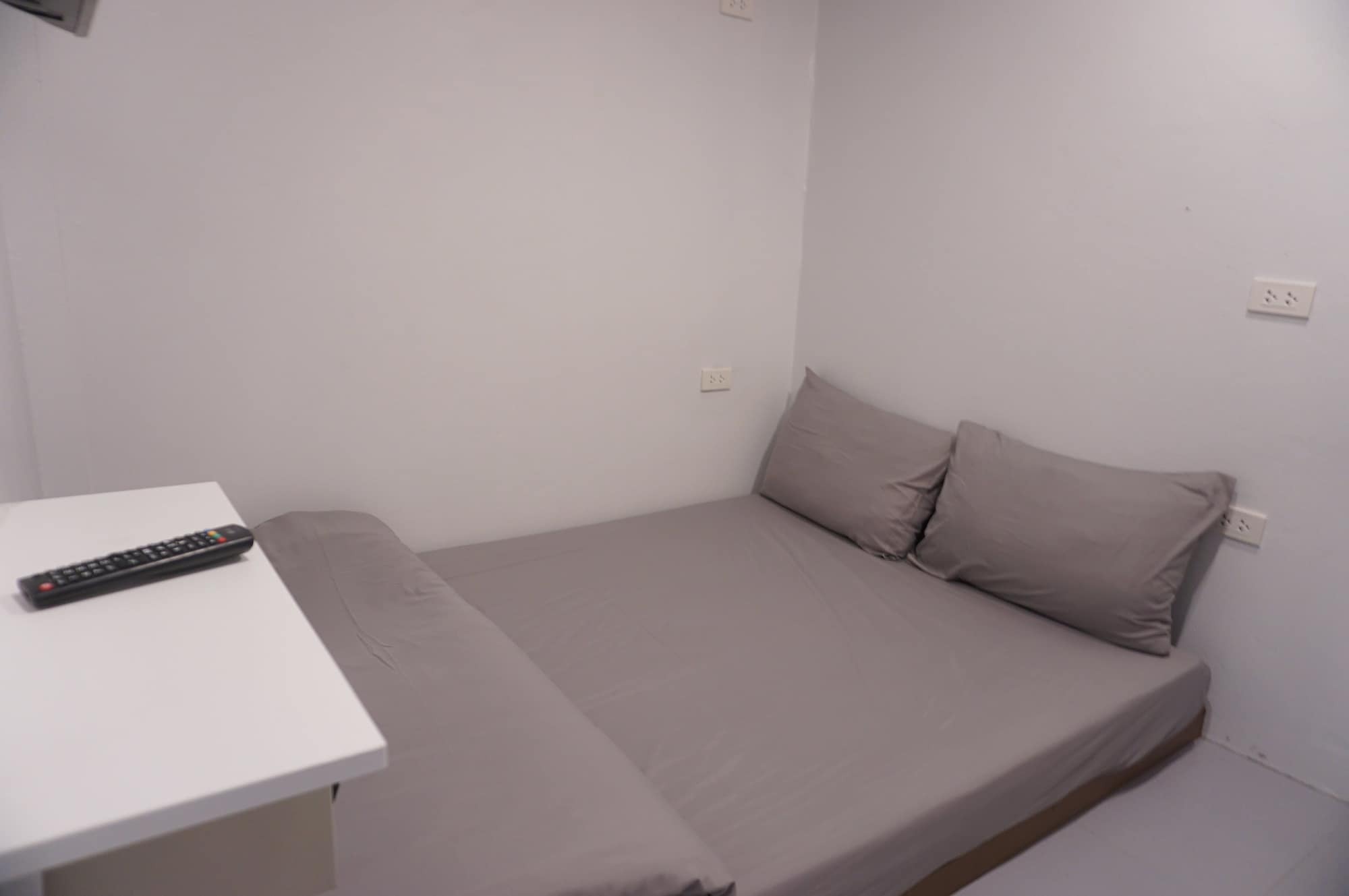 Minimal House Patong (Adults Only) Pansiyon Dış mekan fotoğraf